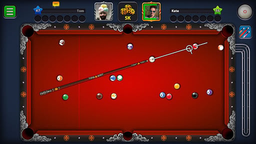 8 Ball Pool match in progress showing the aiming guideline, green felt table, and coin wager display